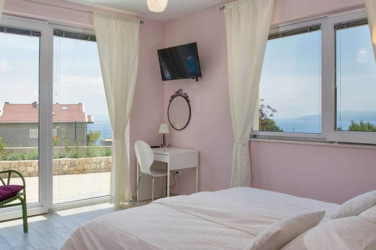 Lux Apartment Sandra Макарска Екстериор снимка