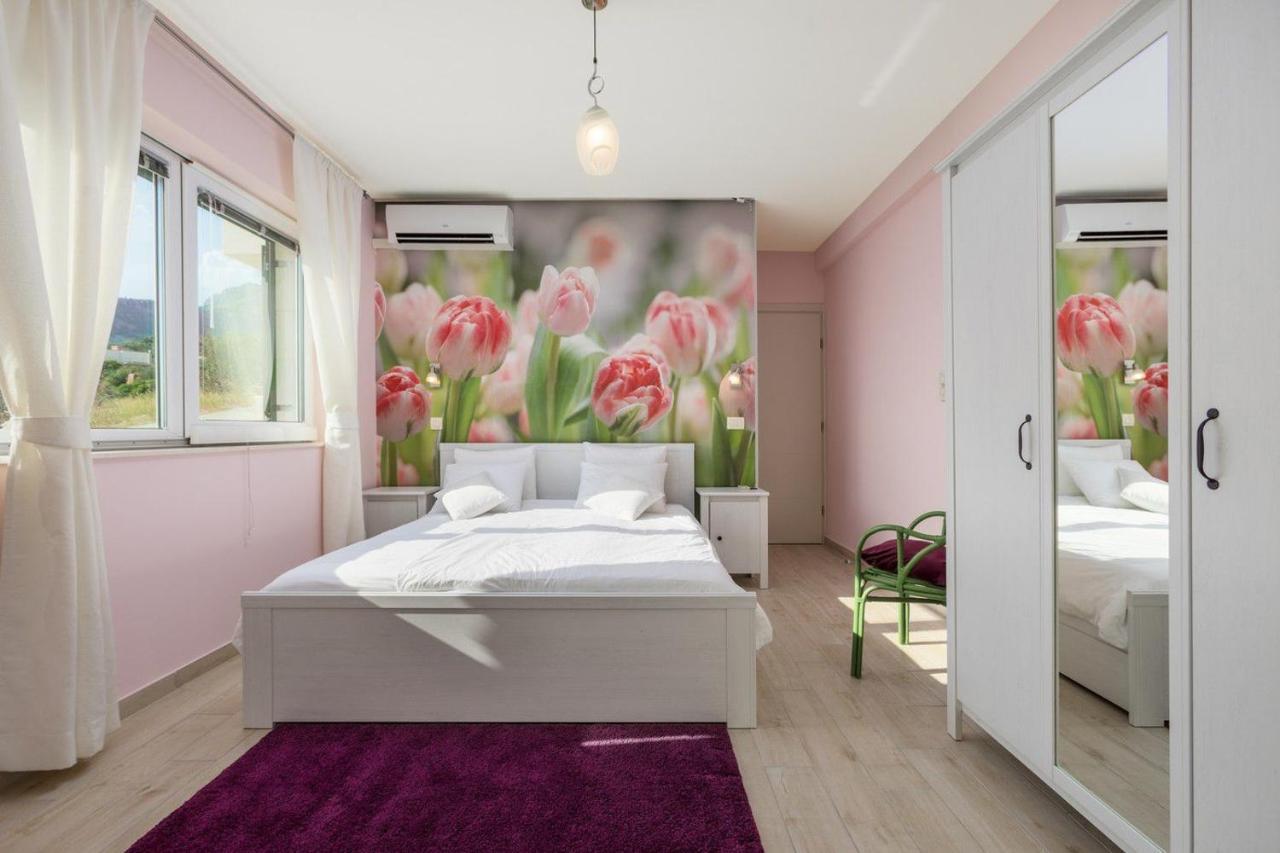 Lux Apartment Sandra Макарска Екстериор снимка